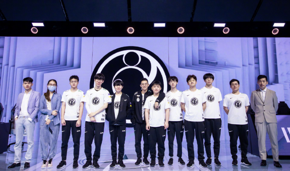 的热爱与方 的热爱与方