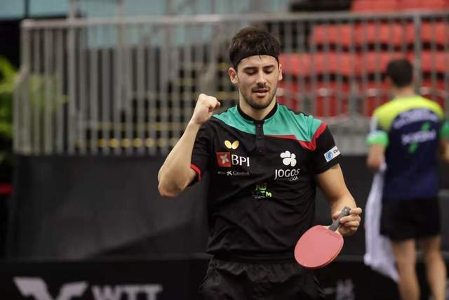 干净利落的 干净利落的