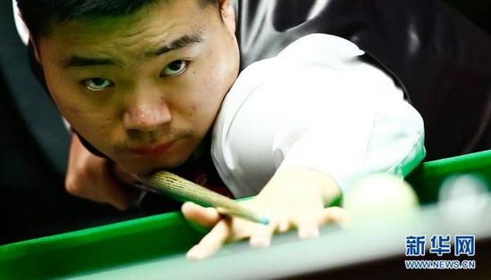 对撞中容易 对撞中容易